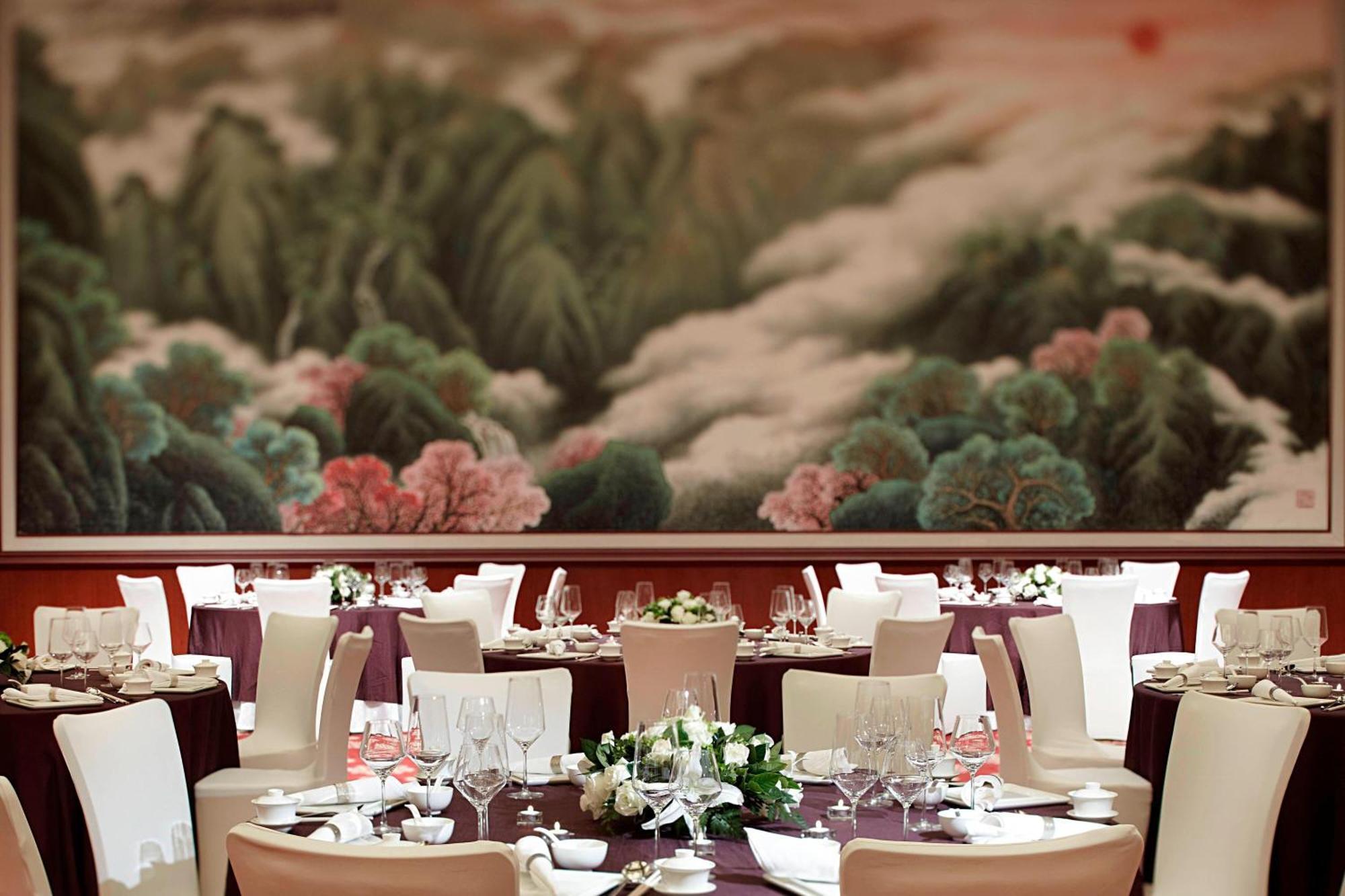 Renaissance Tianjin Lakeview Hotel Exterior photo