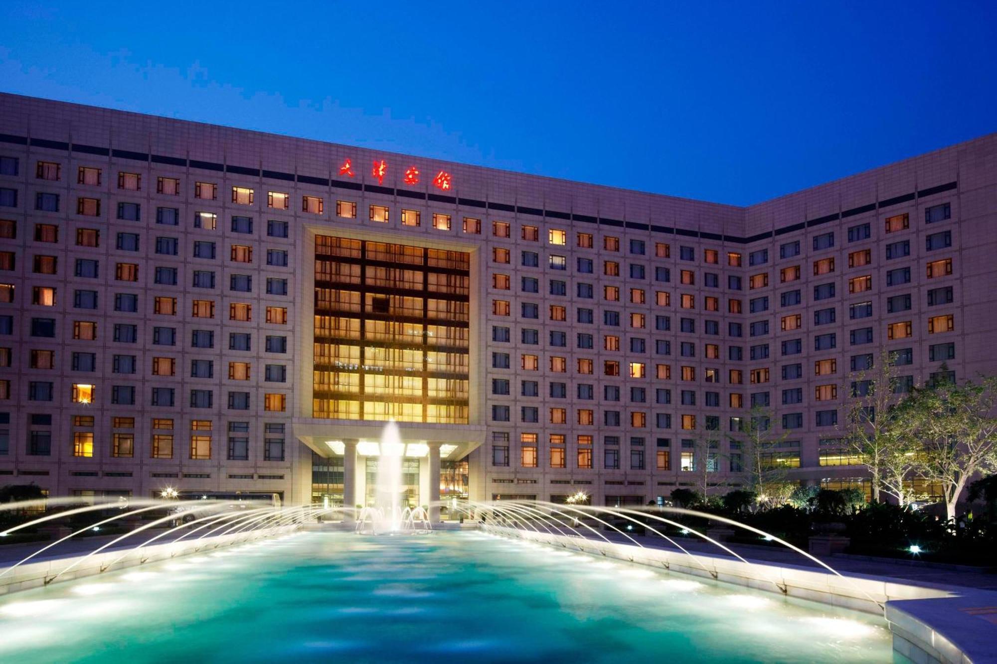 Renaissance Tianjin Lakeview Hotel Exterior photo