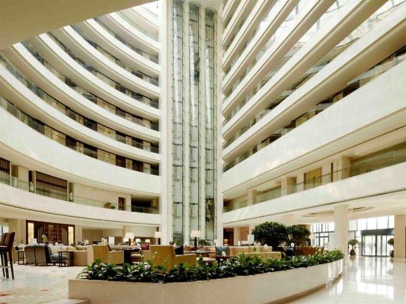 Renaissance Tianjin Lakeview Hotel Exterior photo